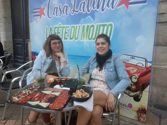Participantes à la Casa Latina de Bordeaux pendant la Fête du Mojito