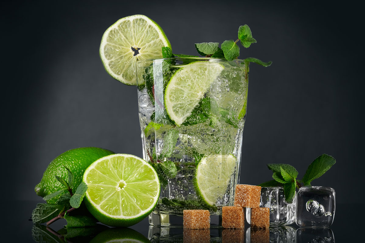 La véritable histoire du Mojito : Origines et évolution